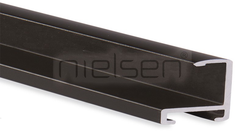 7001070 | vyřazeno | Hliníkový profil 01 | modrá